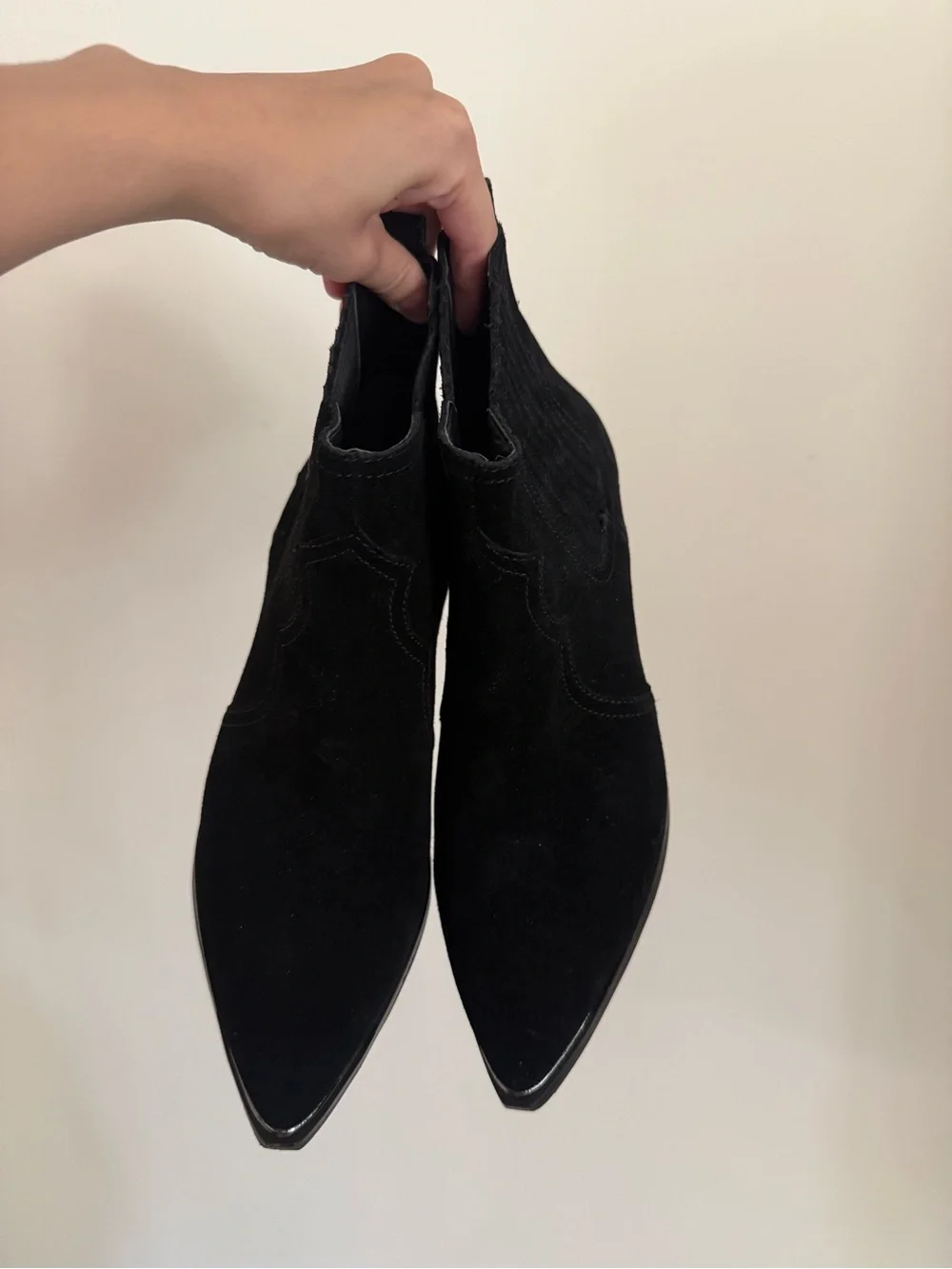 Marc Fisher sleek black